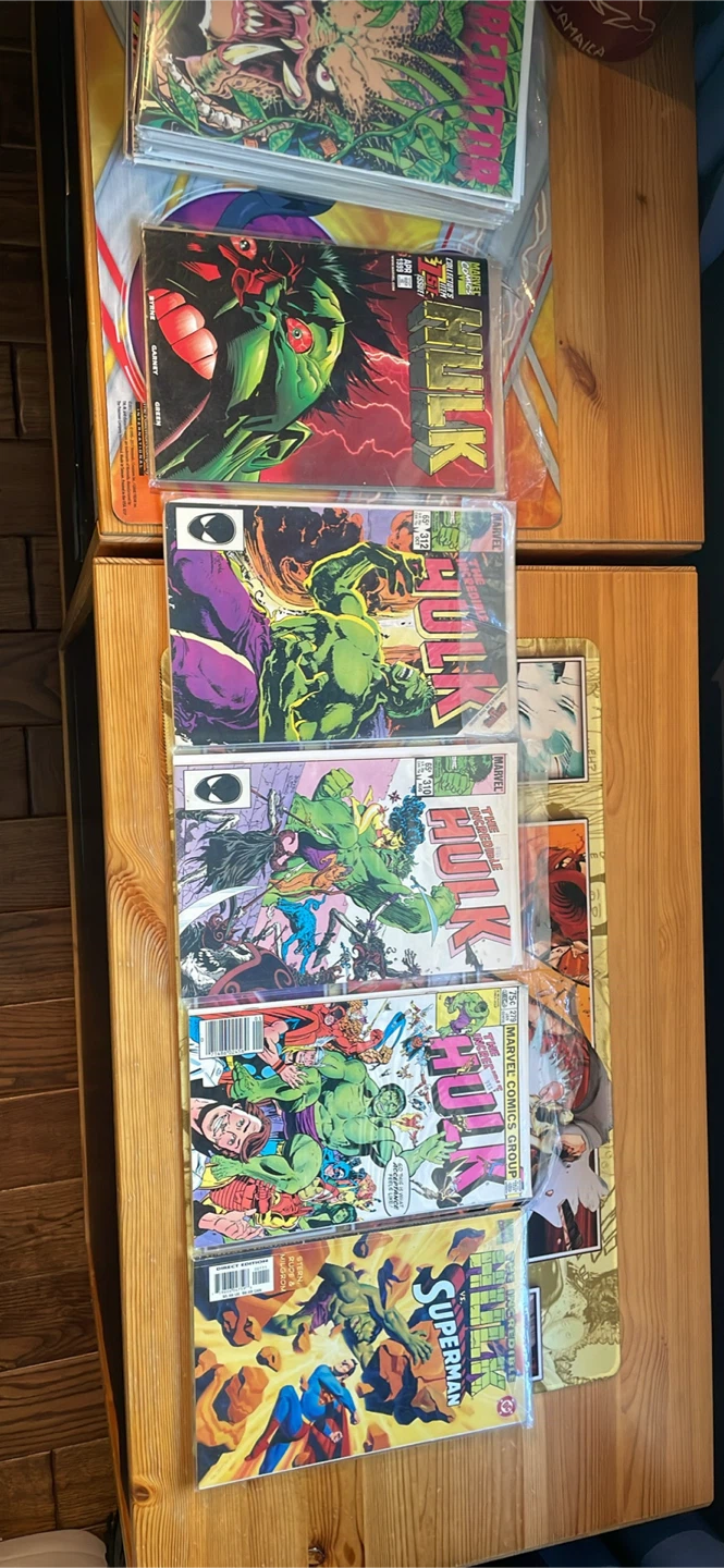 Collection of 5 Incredible Hulk Comic Books