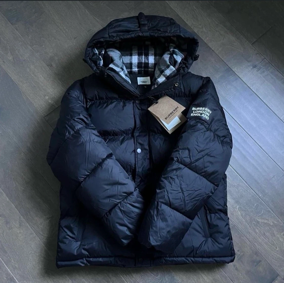 Burberry London England Detachable Sleeve Puffer Jacket