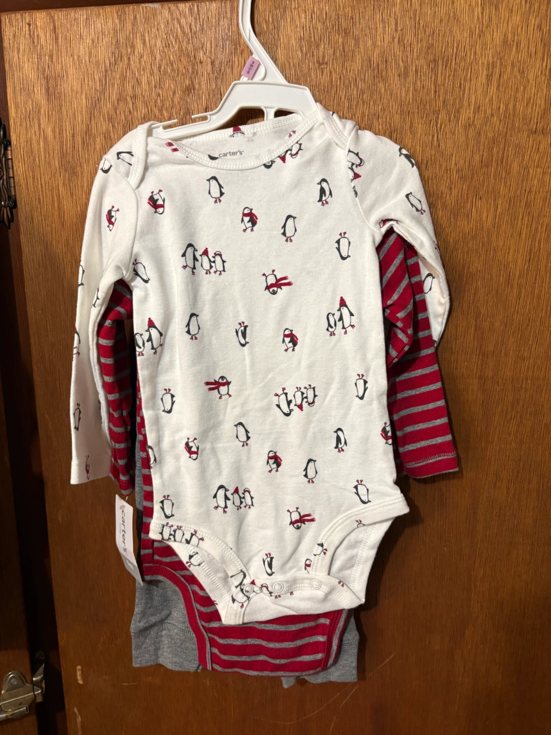ALL NEW WITH TAGS BOYS 6-9 MONTH OutfitS - photo 2