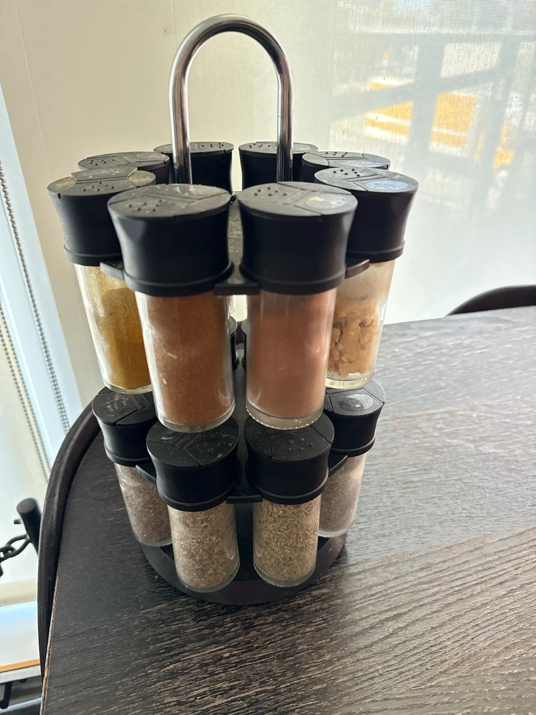 Rotating Spice Rack with 16 Jars