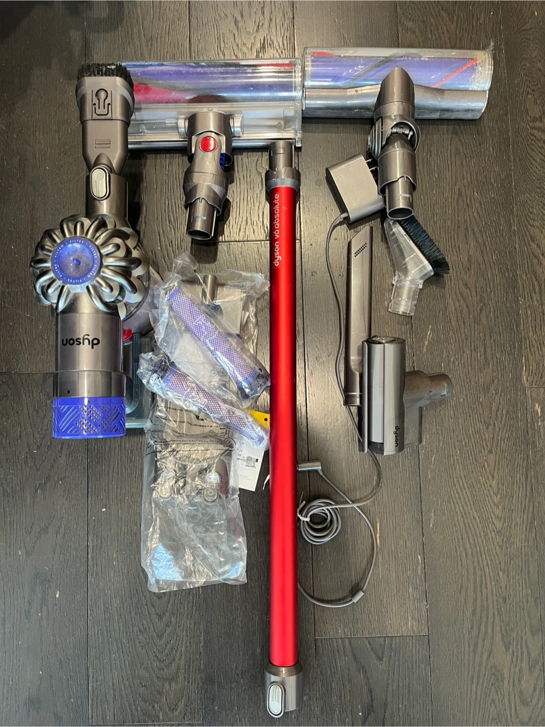 Dyson V6 Absolute Cordless Vacuum - photo 2