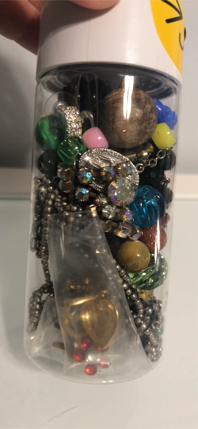 Assorted Beaded Jewelry in Novelty Container - photo 4