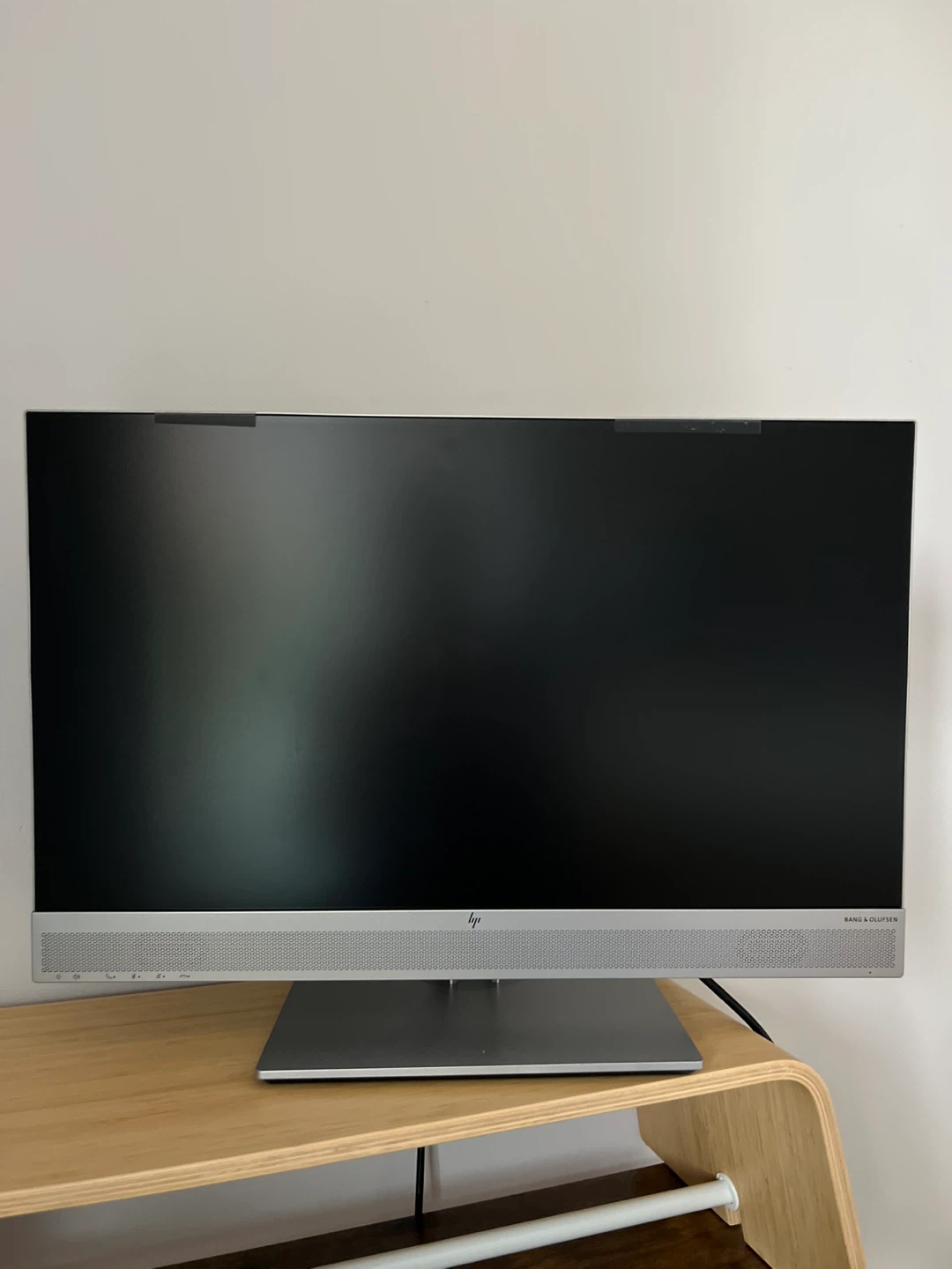 HP E243m Monitor - photo 2