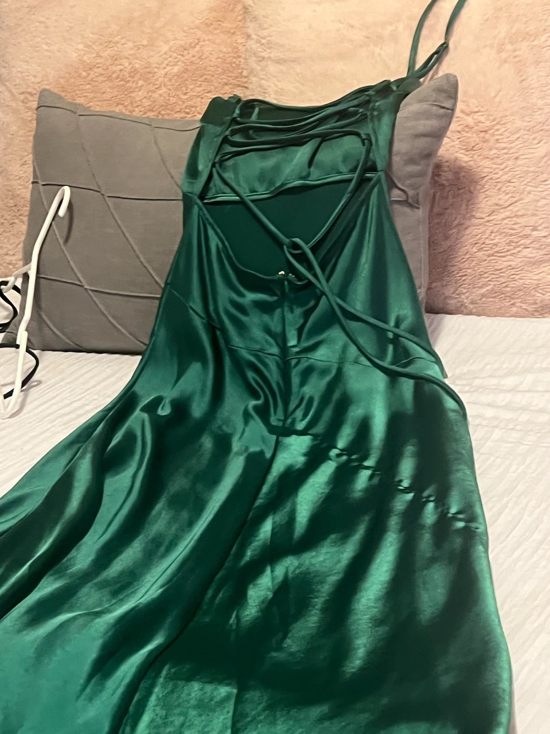 RNWY Emerald Green Satin Lace-Up Back Dress - photo 4