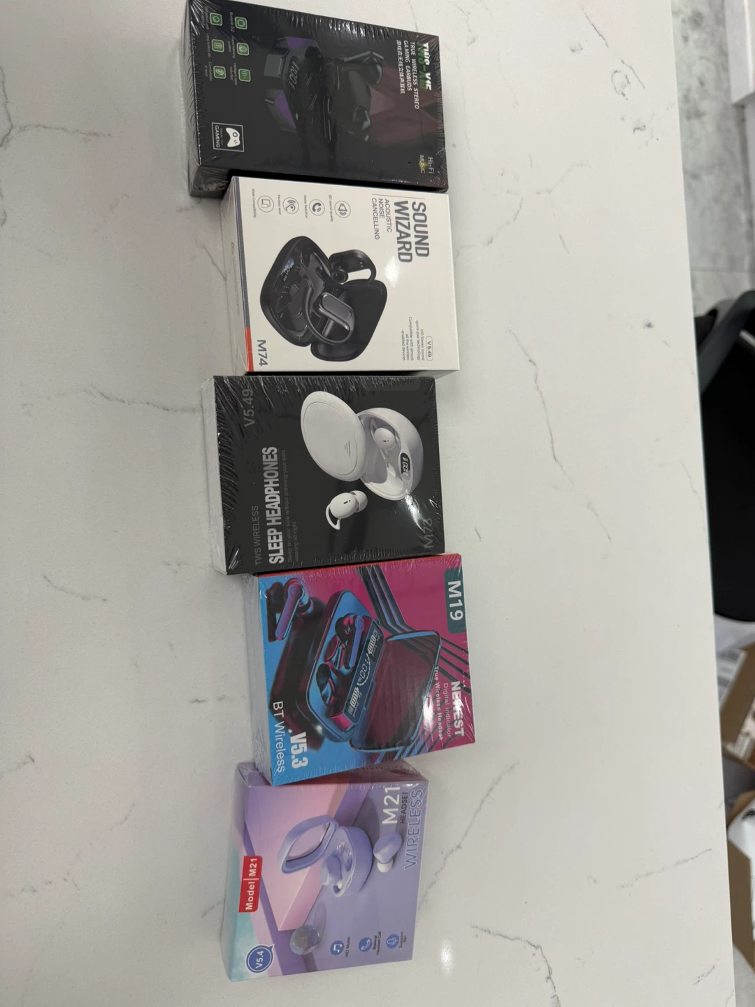 Assorted True Wireless Earbuds - photo 3