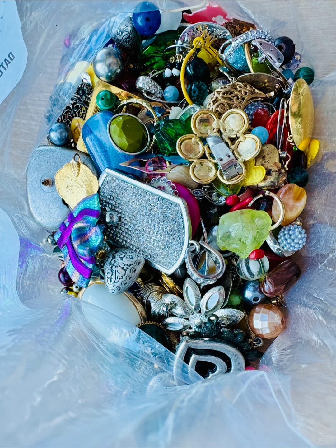Assorted Vintage Craft Materials Trinkets - photo 2