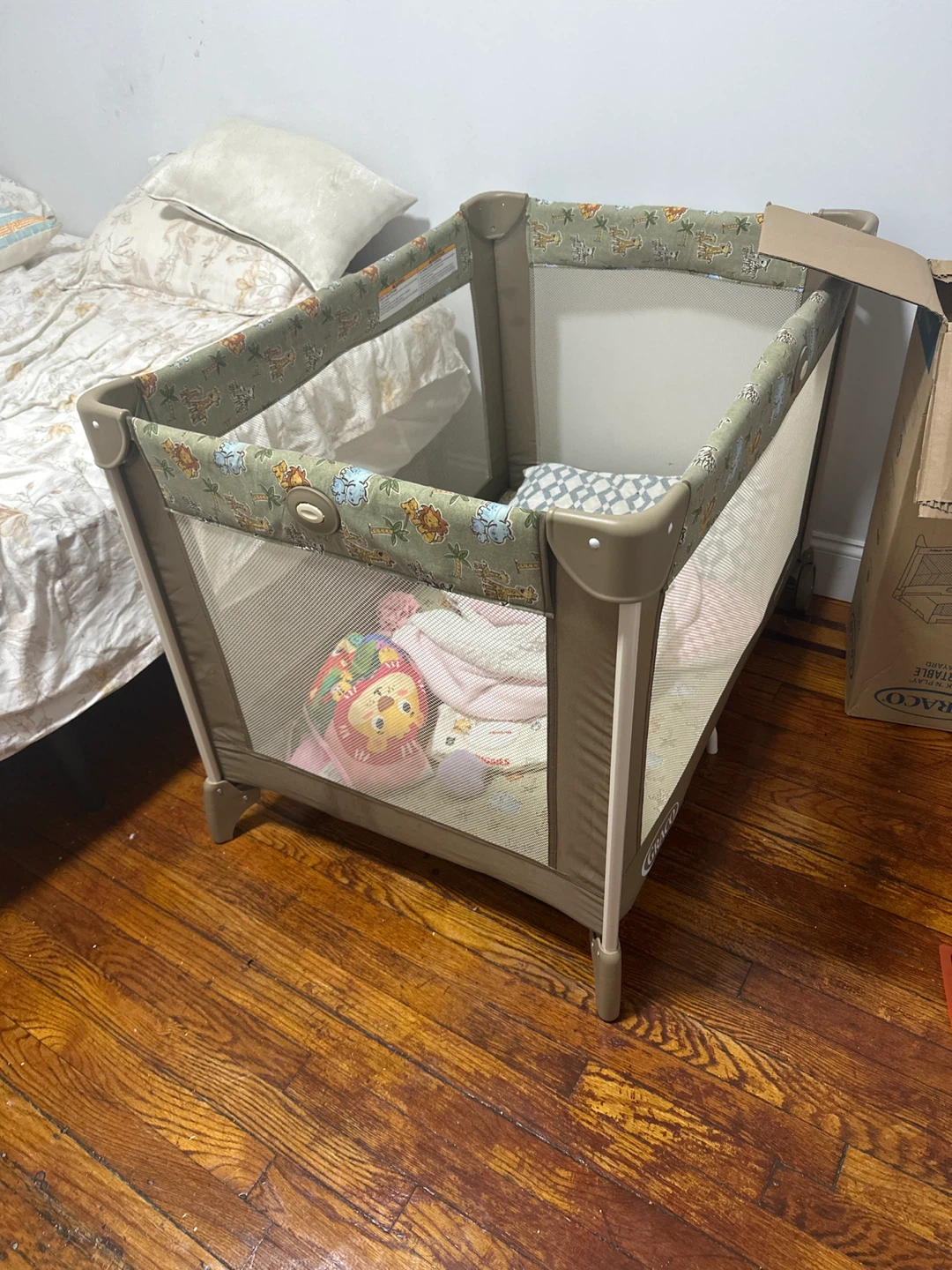 Graco Pack 'n Play Portable Playard