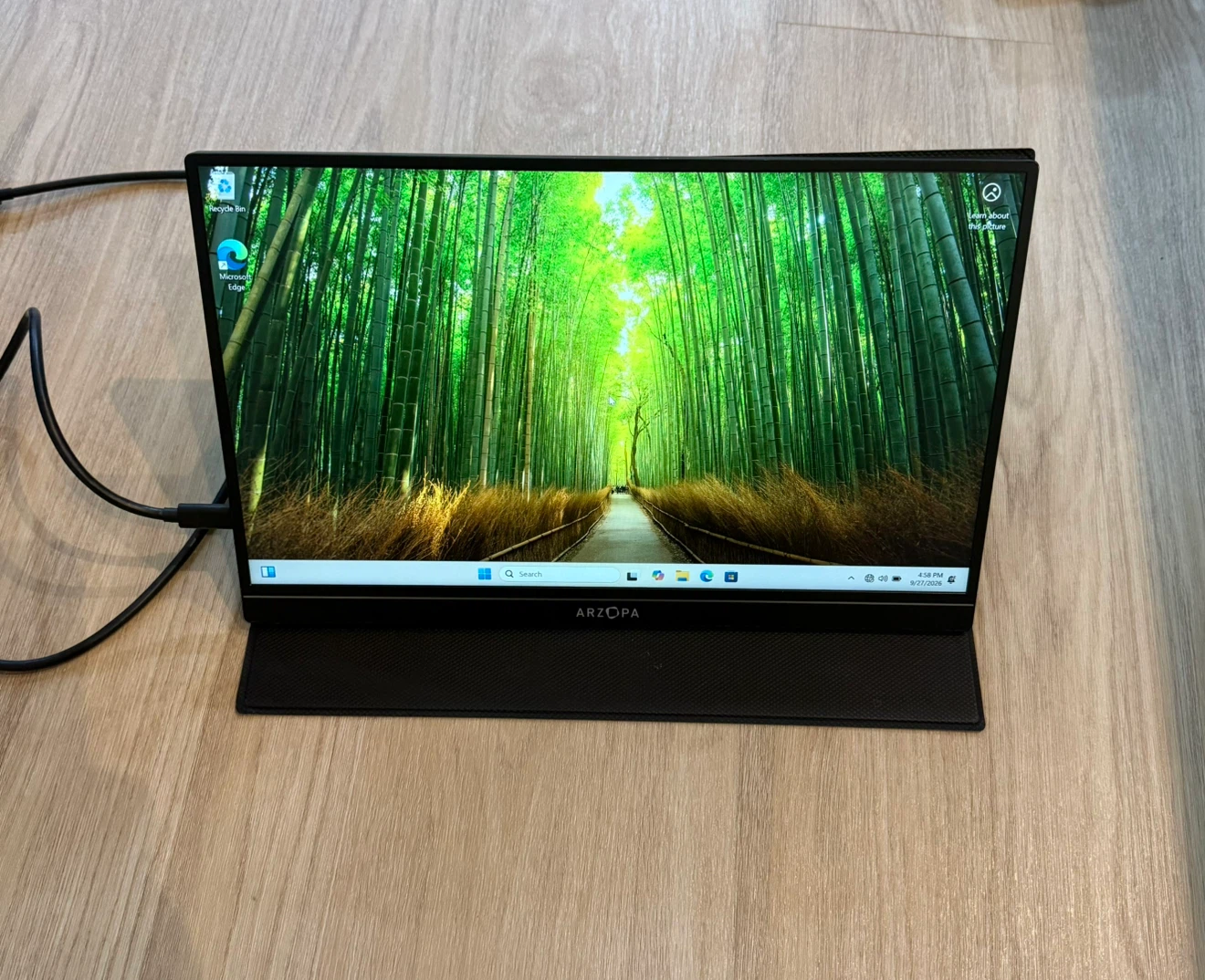 ARZOPA S1 Table 15.6” Portable Monitor – Full HD