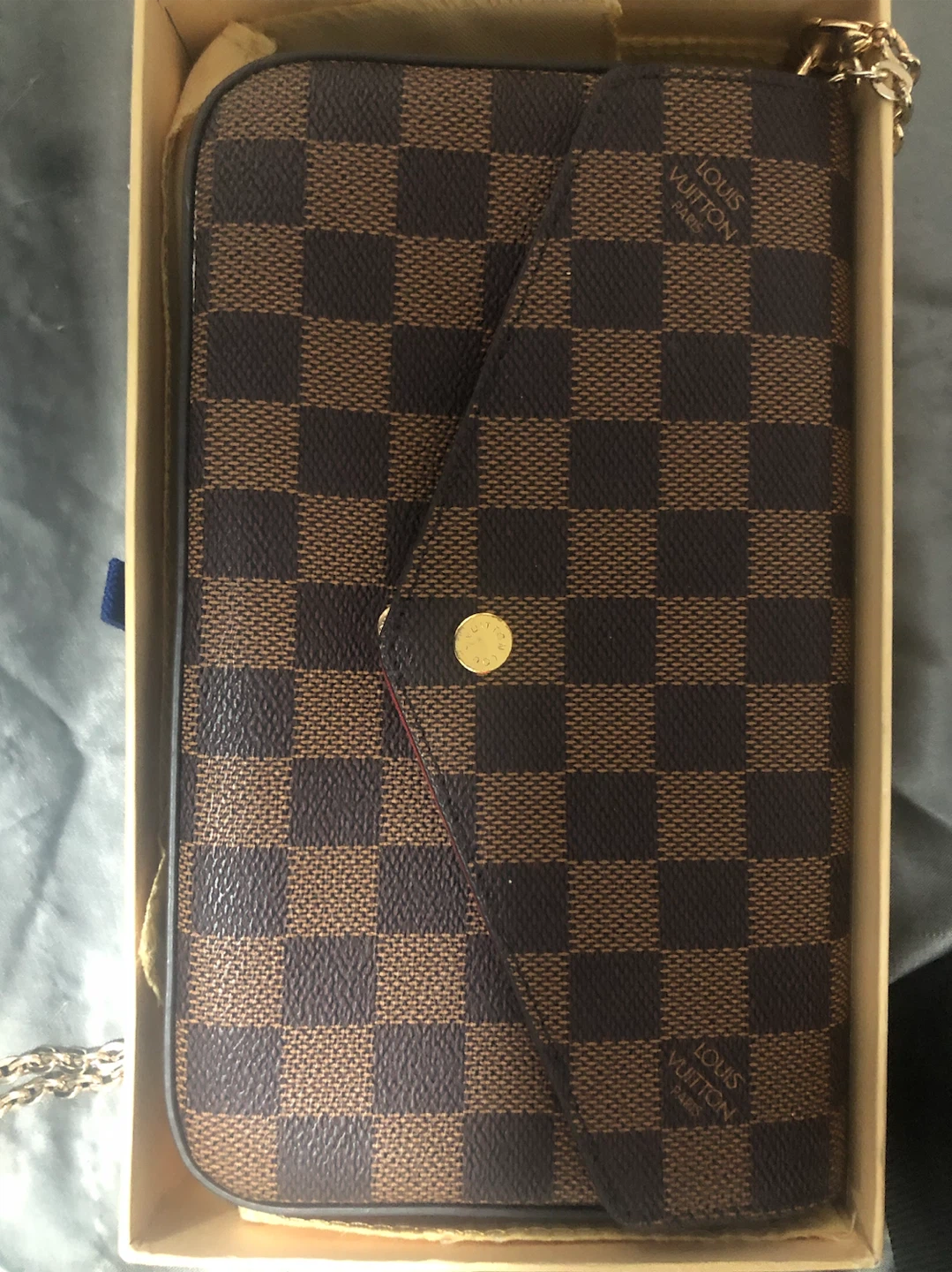 Louis Vuitton Damier Ebene Pouch - photo 2