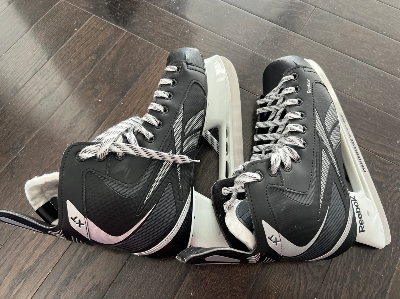 Reebok XT Hockey Skates Size 10 - photo 3