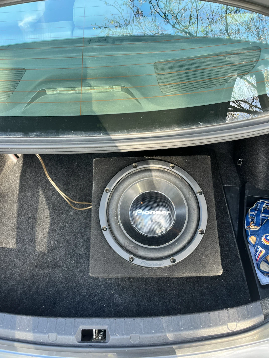 Pioneer Car Subwoofer in Enclosure - photo 2