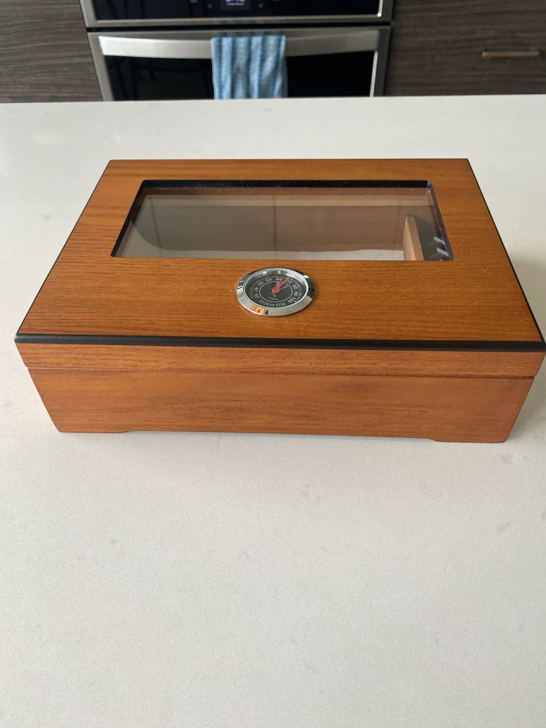Wooden Cigar Humidor with Hygrometer - photo 2