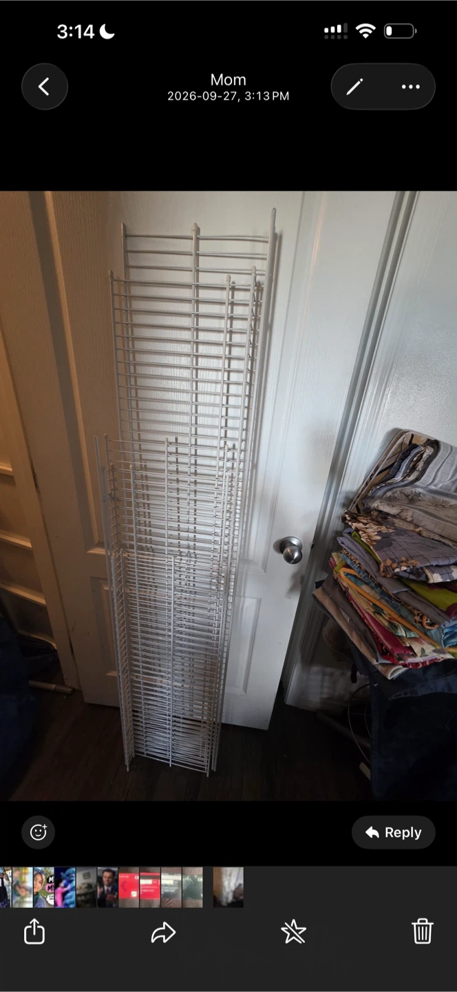 White wire shelving unit