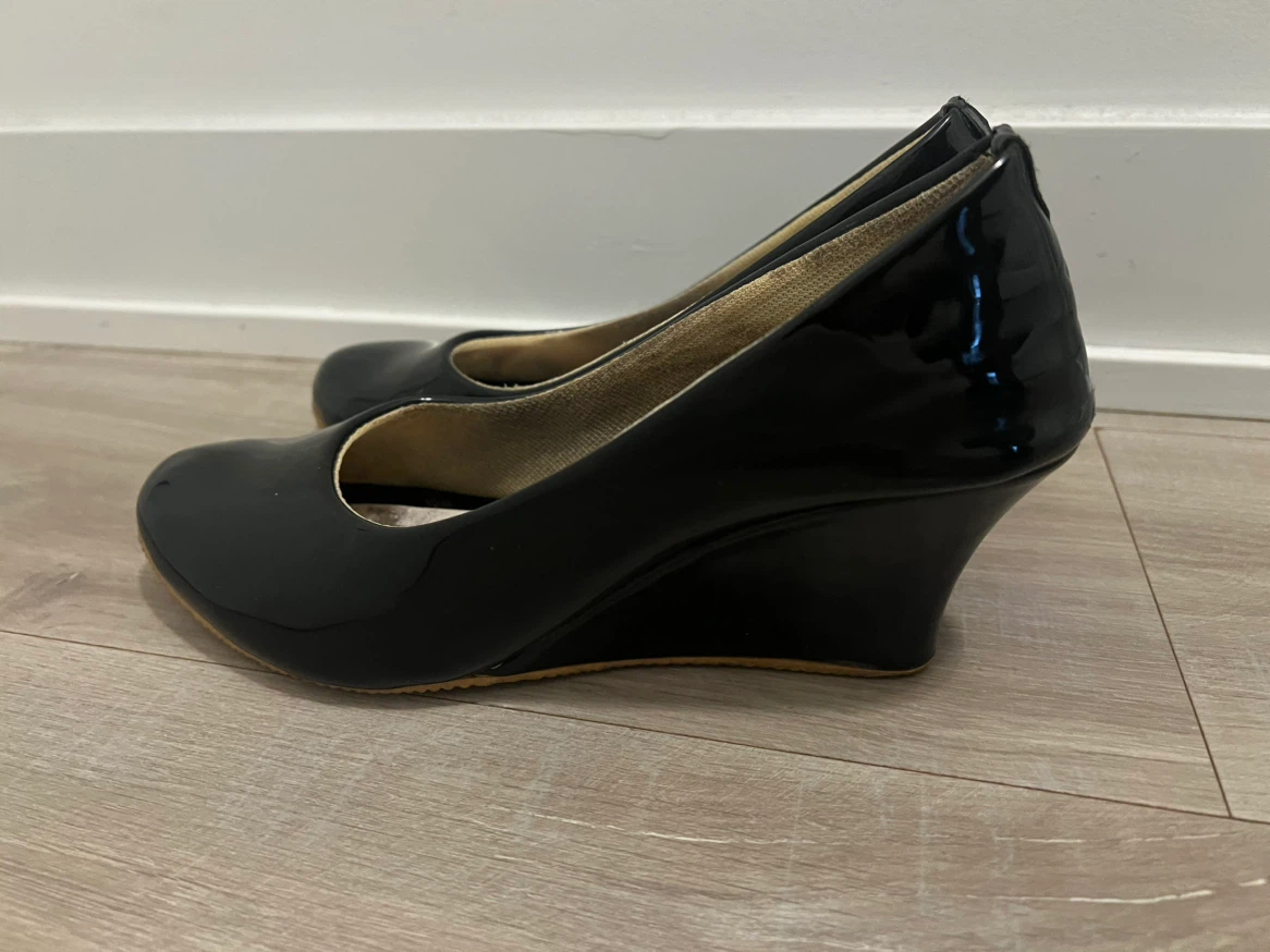 Black Wedge Heels - photo 2