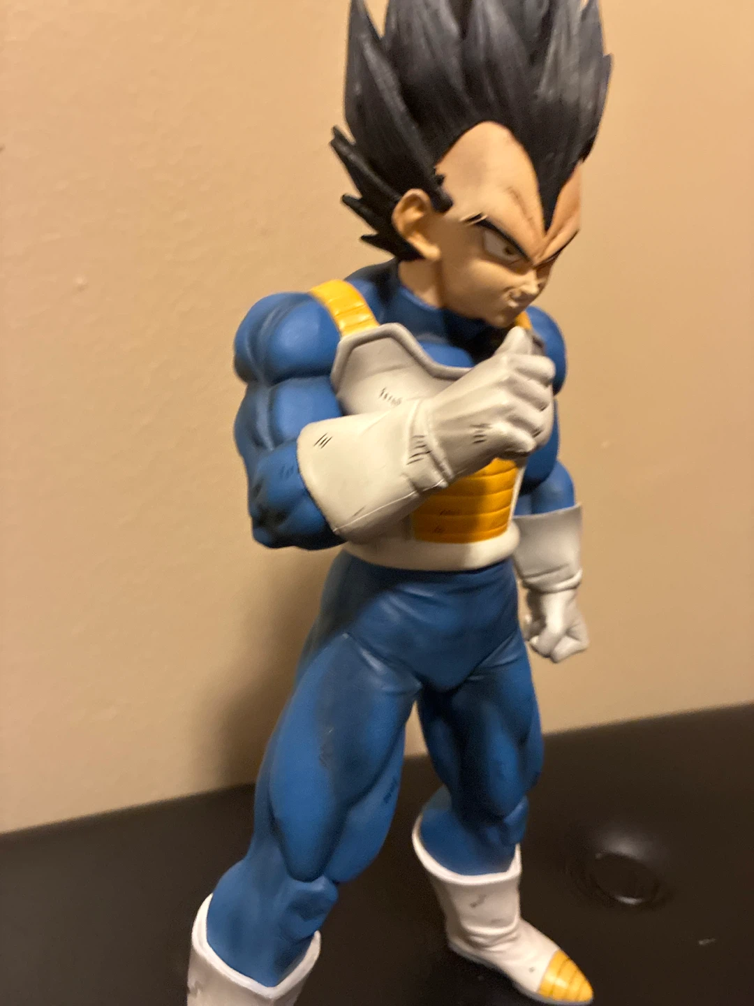 Dragon Ball Vegeta Figure - photo 2