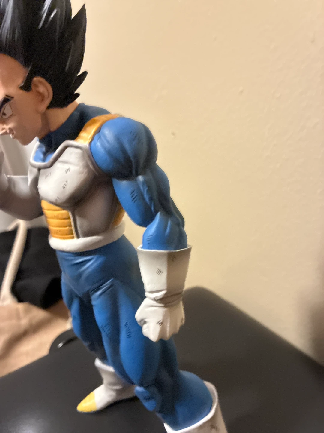 Dragon Ball Vegeta Figure - photo 4