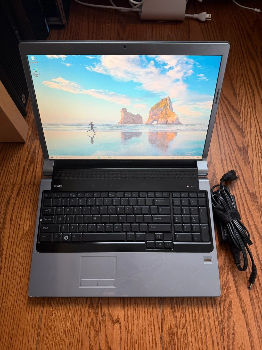 Dell Laptop 17 inch 4GB RAM 128GB Upgraded SSD Fully Functional
