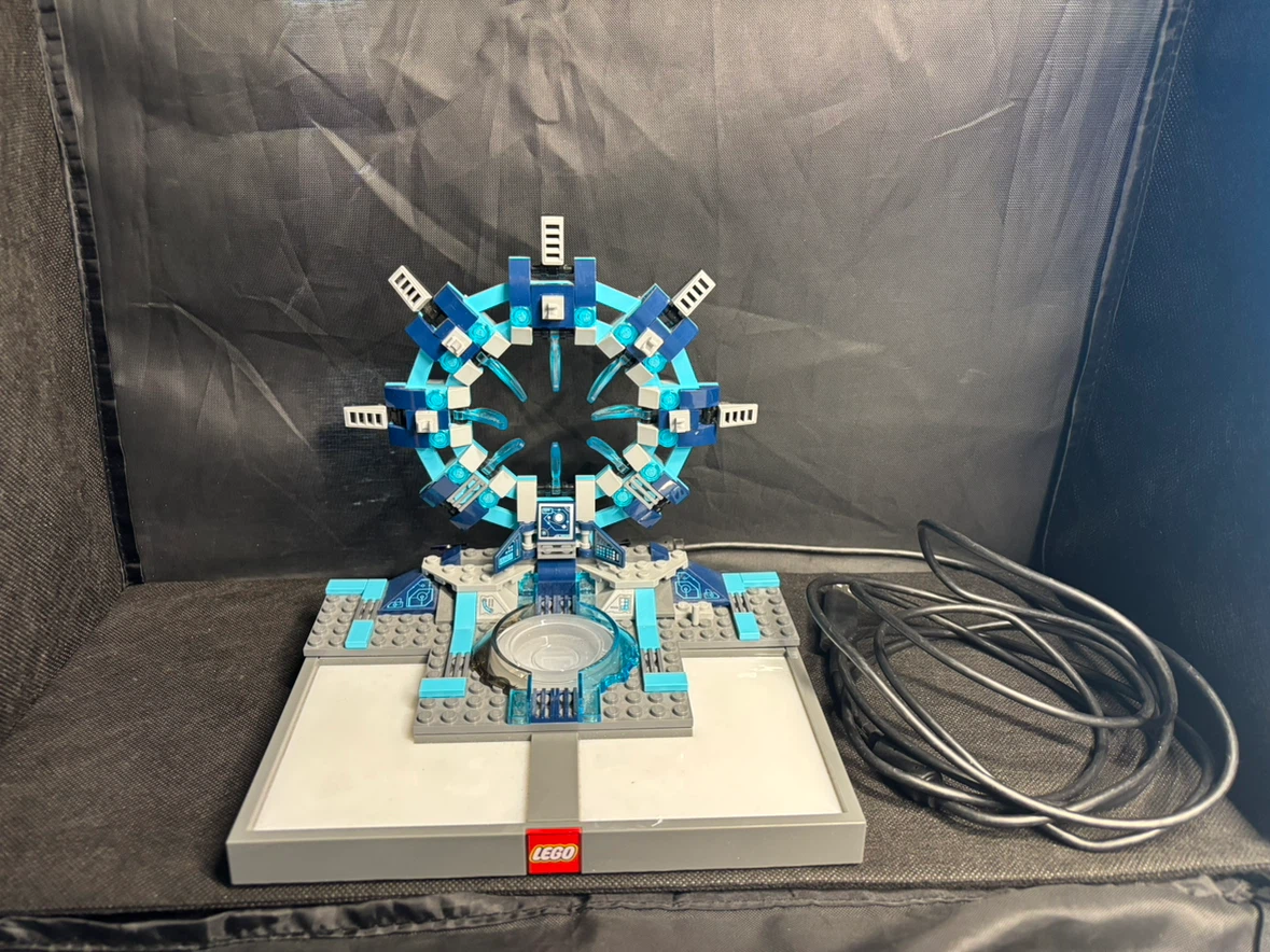 LEGO Gateway Build 71172 -  incomplete - photo 5