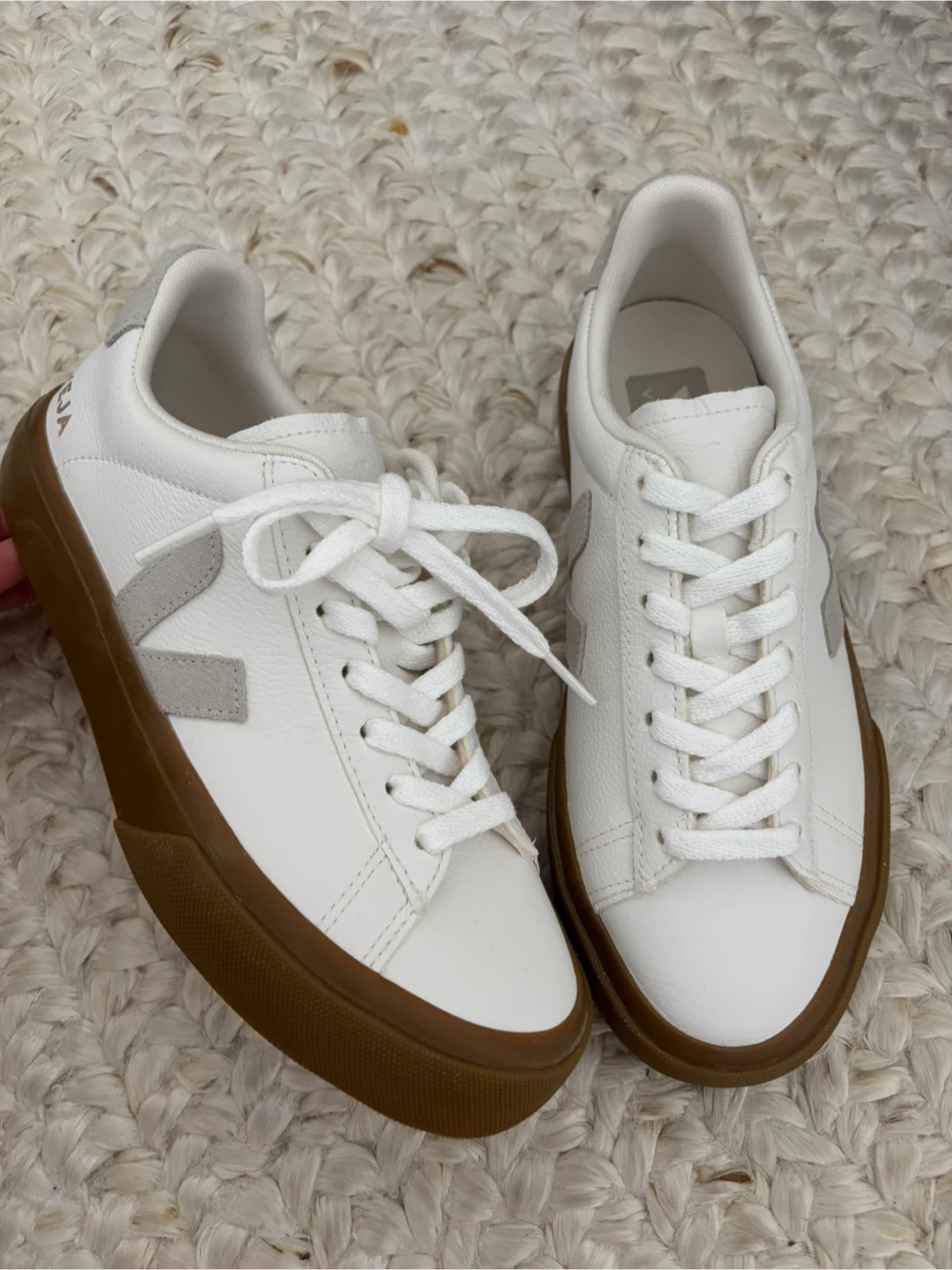 Veja White Sneakers - photo 2