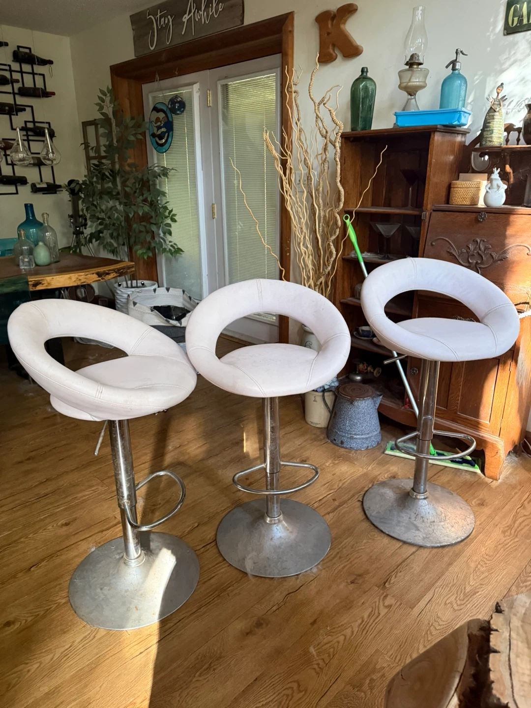 Set of 3 White Swivel Bar Stools