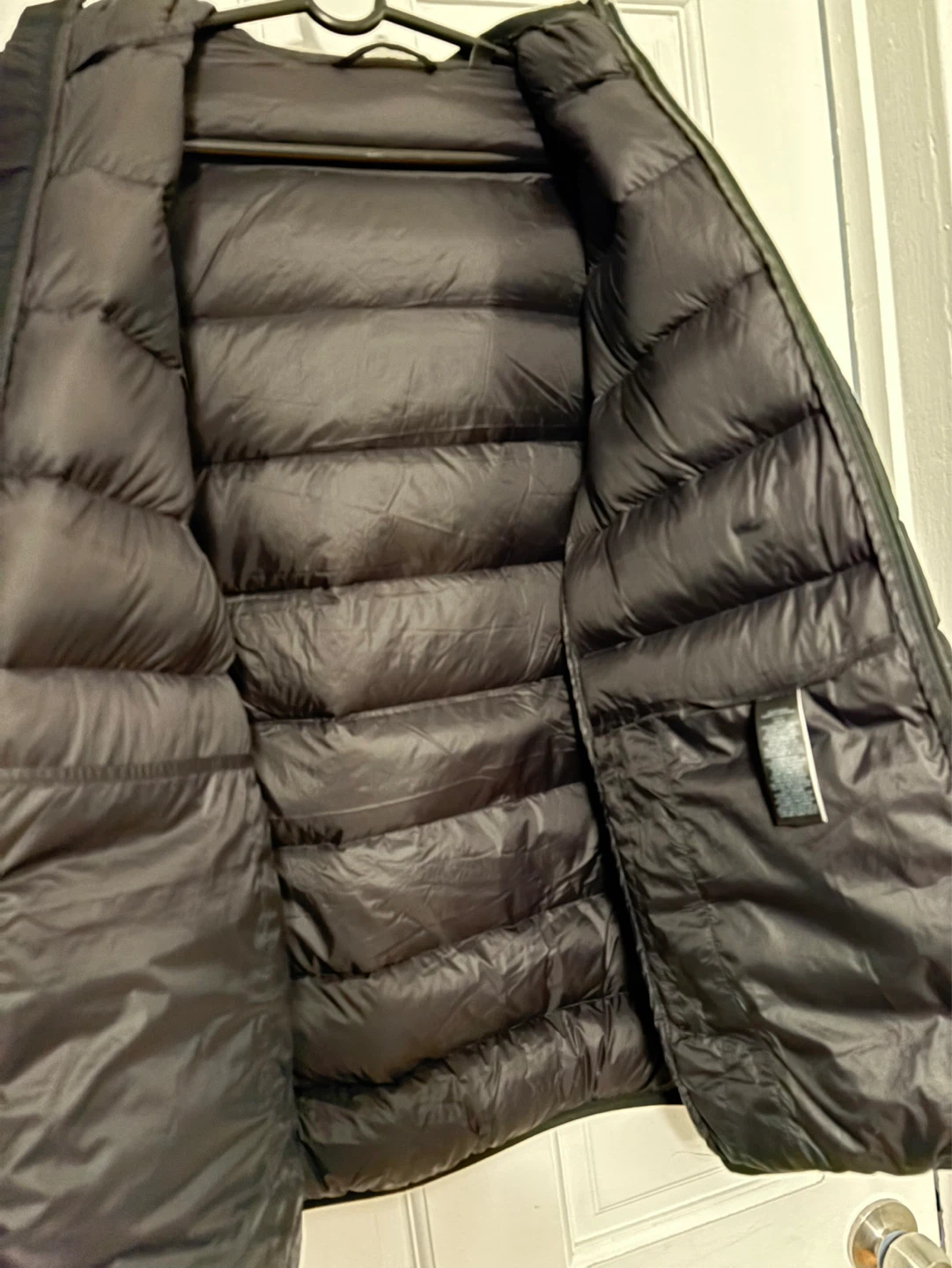 Black Hooded Down Jacket - photo 5