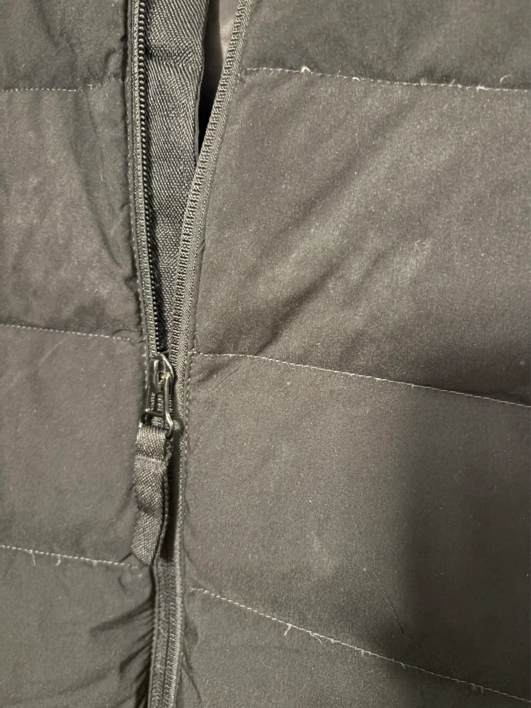 Black Hooded Down Jacket - photo 4