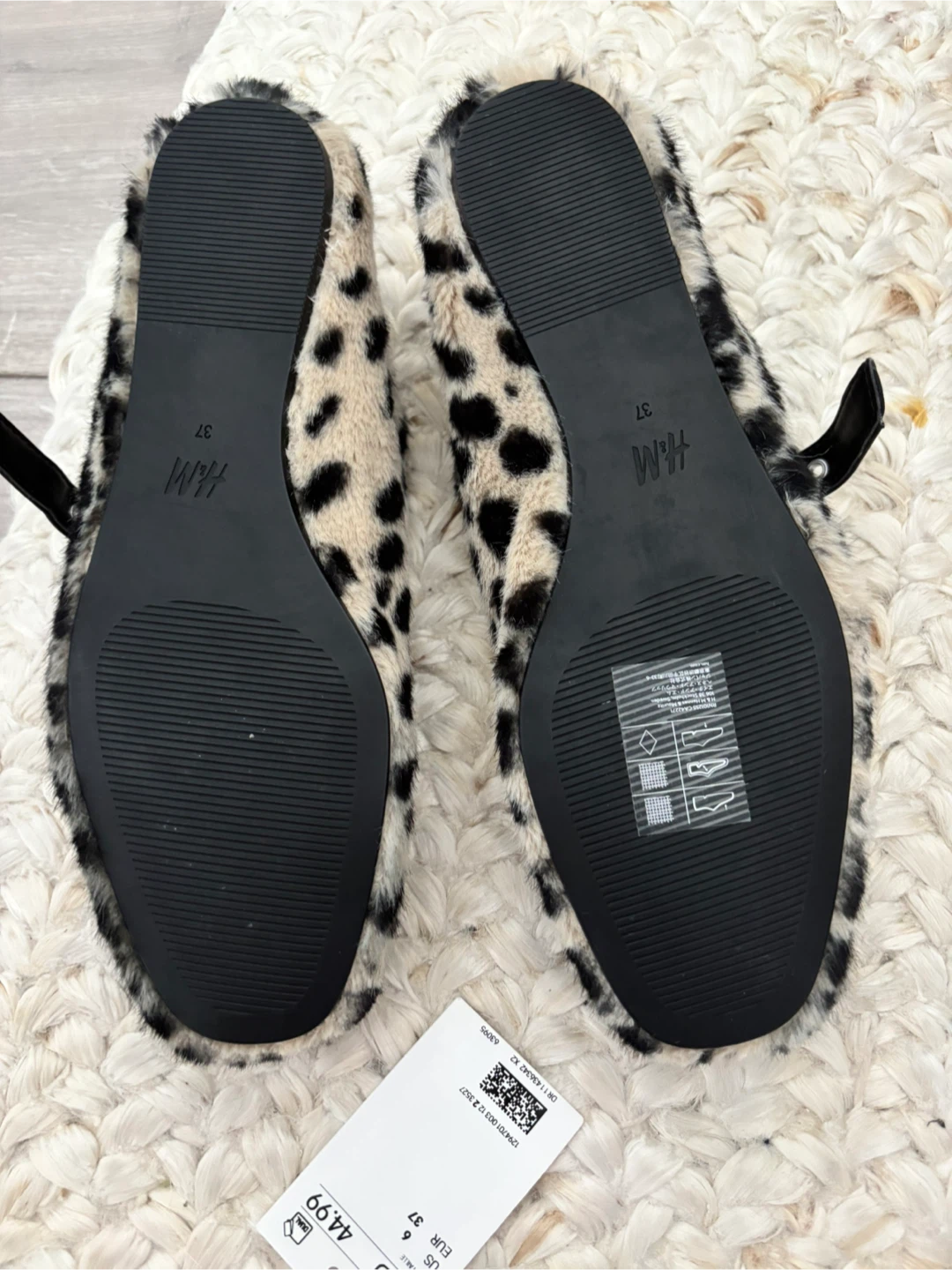 H&M Leopard Print Faux Fur Flats Size 6 - photo 3