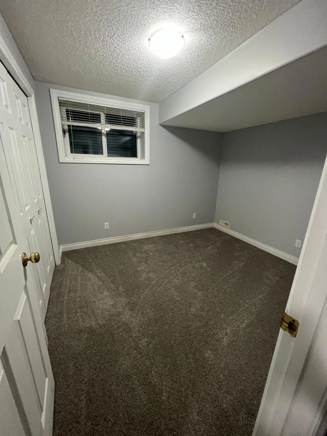 2 bedroom walkout basement for $1300 including all utilities - photo 5