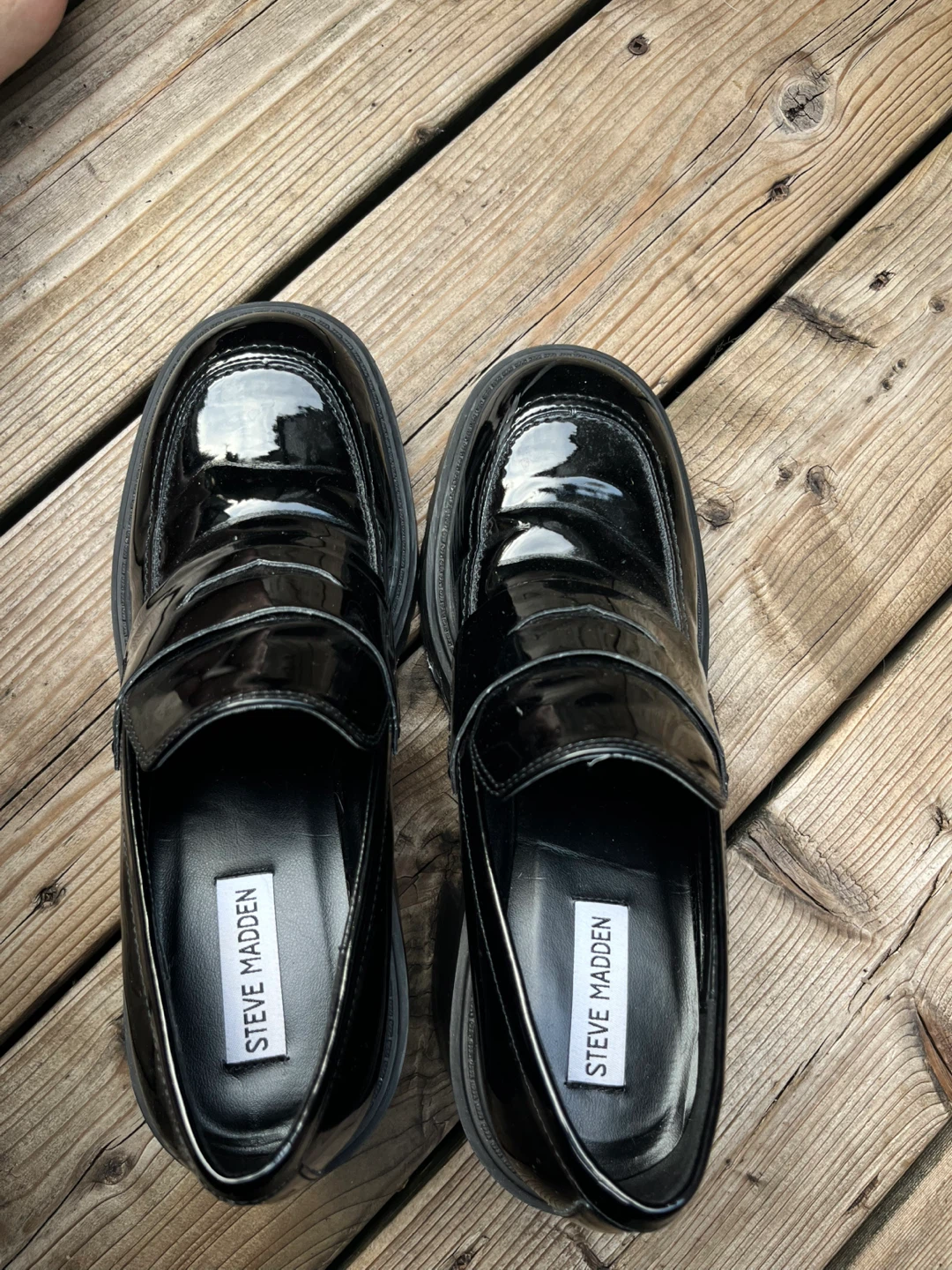 Black patent pleather loafer heels - photo 3