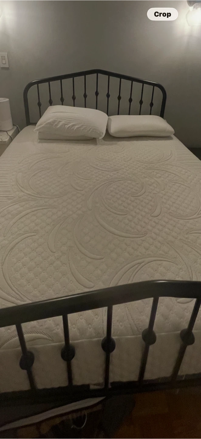 Serta iComfort queen Mattress