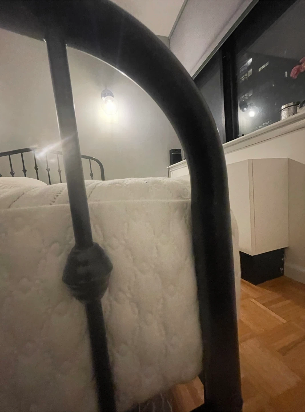Serta iComfort queen Mattress - photo 3