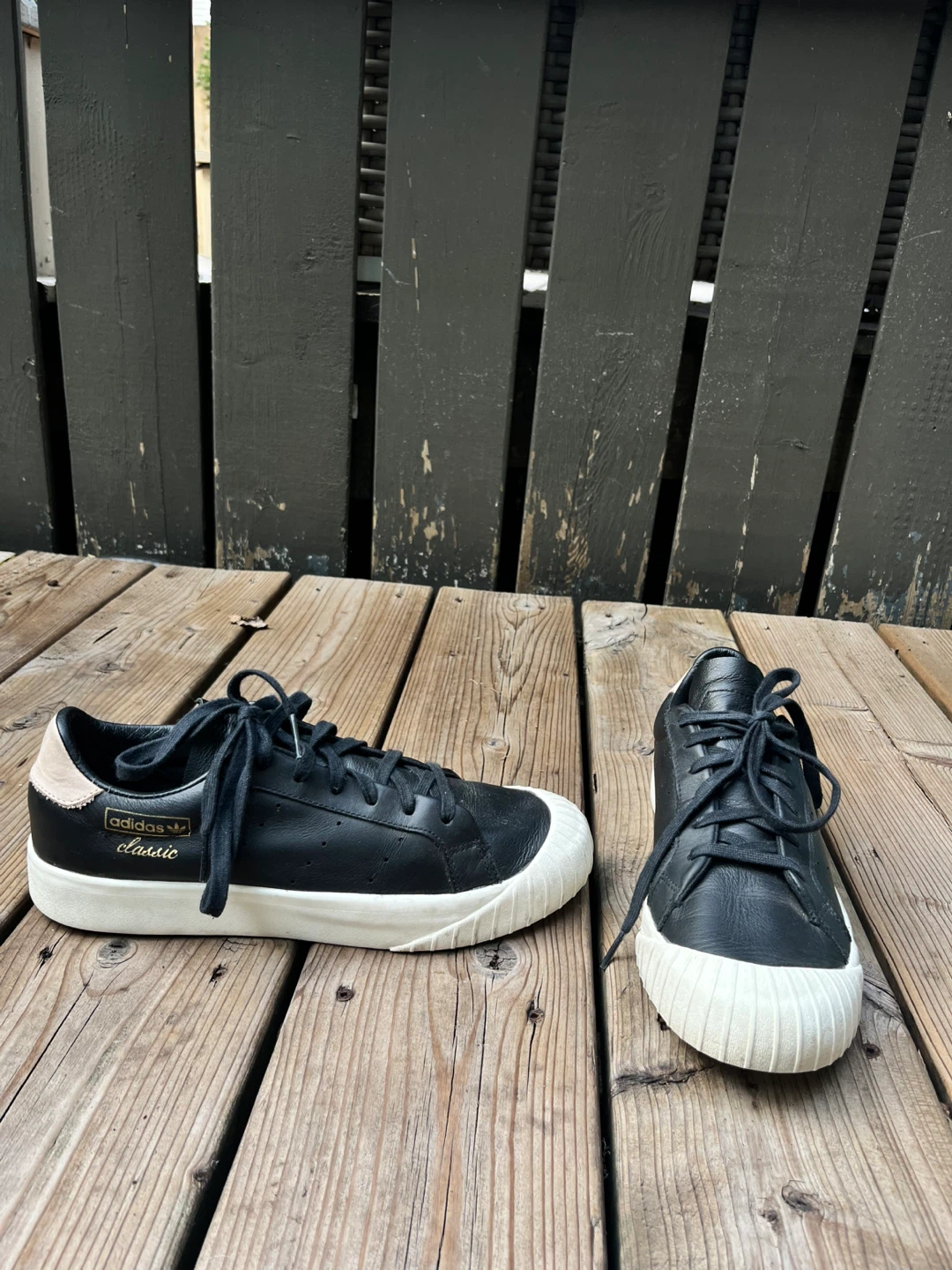 Black Adidas Classic Sneakers