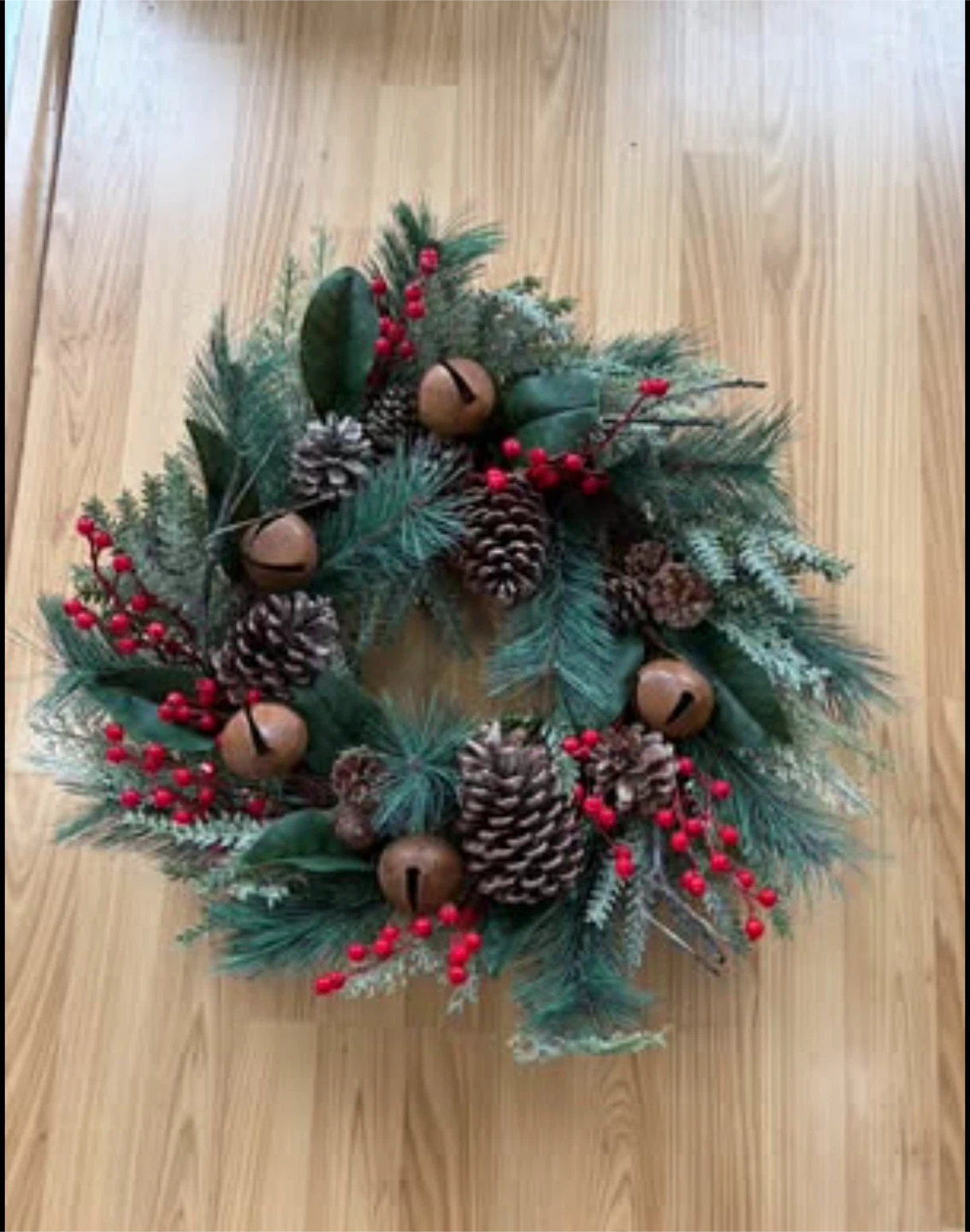 Christmas door’s wreath