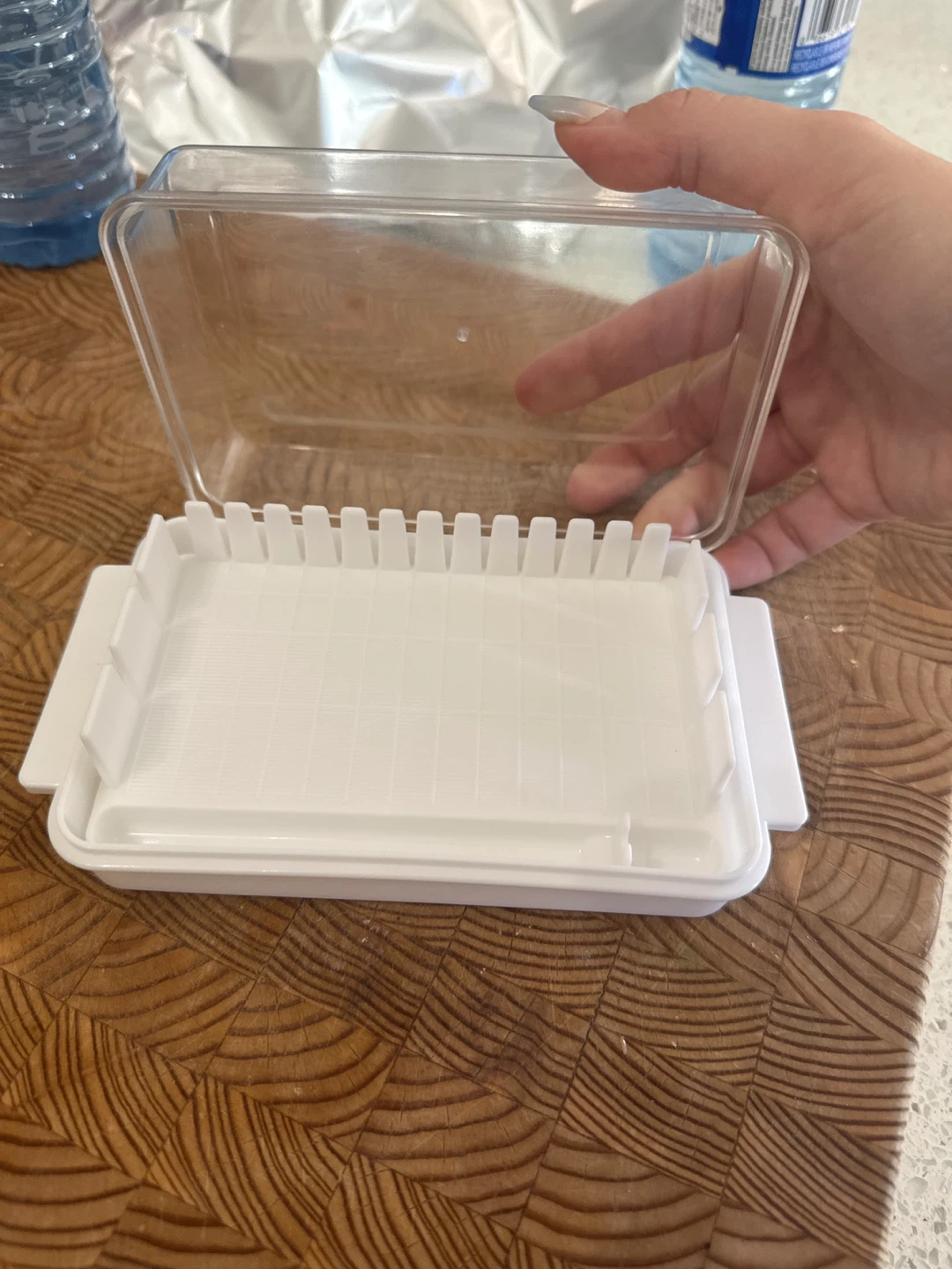 Plastic Butter Dish with Slicer
