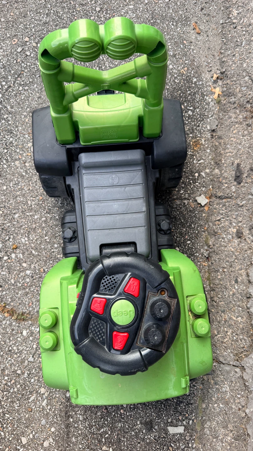 Mega Bloks Jeep Ride-On Toy - photo 2