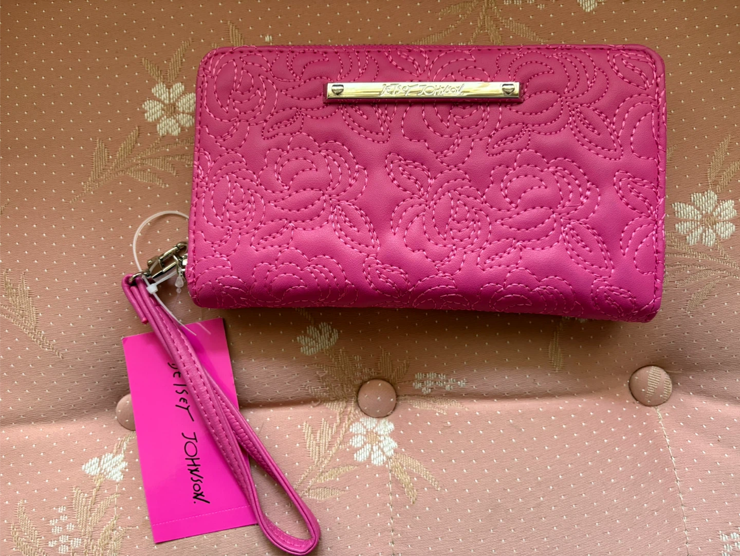 Betsey Johnson Zip Around Wristlet