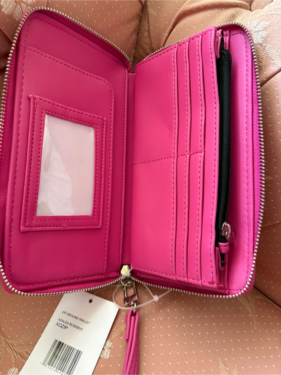 Betsey Johnson Zip Around Wristlet - photo 3