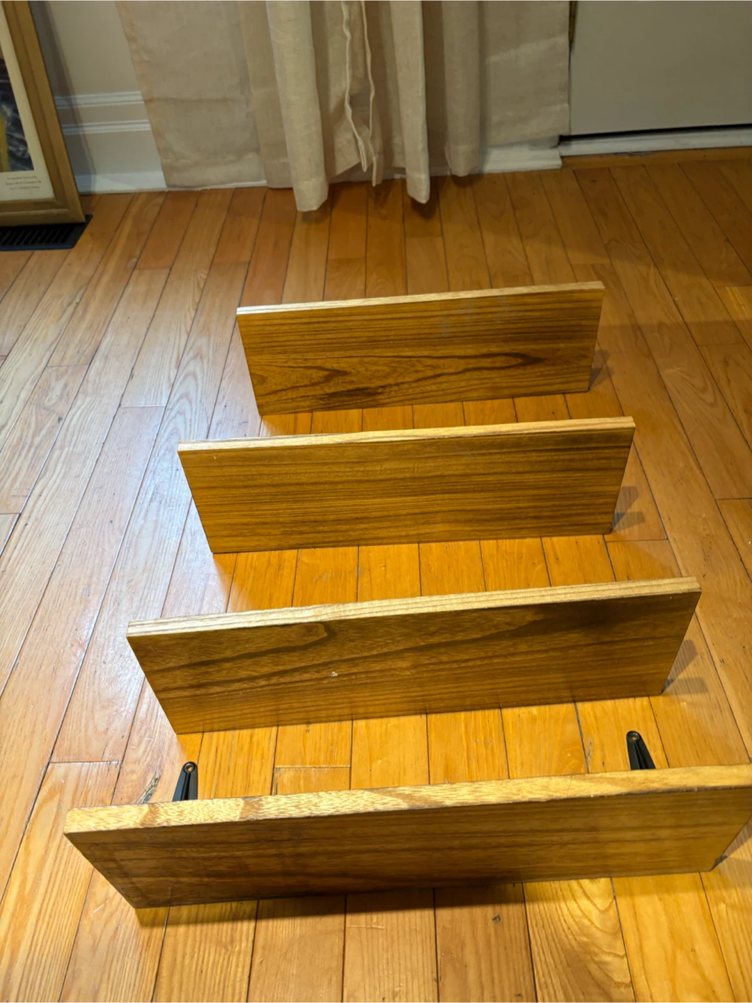 Set of 4 Wooden Wall Shelves - photo 2