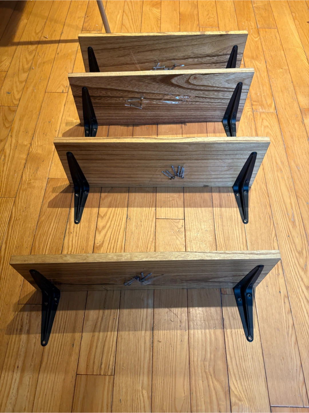 Set of 4 Wooden Wall Shelves - photo 3
