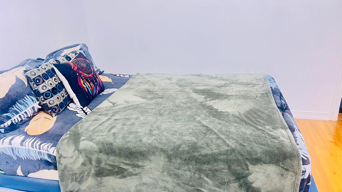 Queen size mattress and base