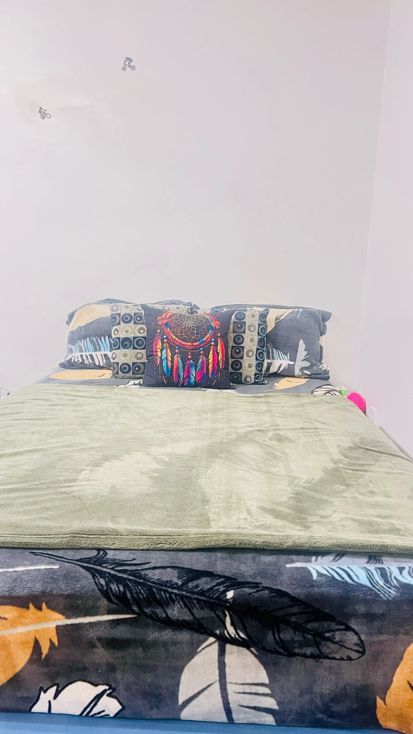 Queen size mattress and base - photo 2