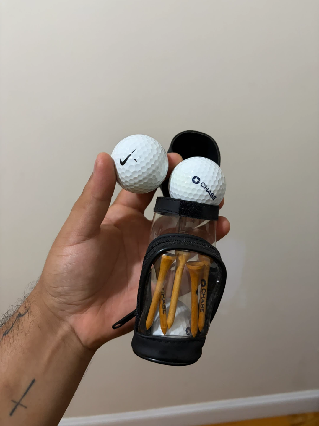 Chase Golf Ball and Tee Holder Set