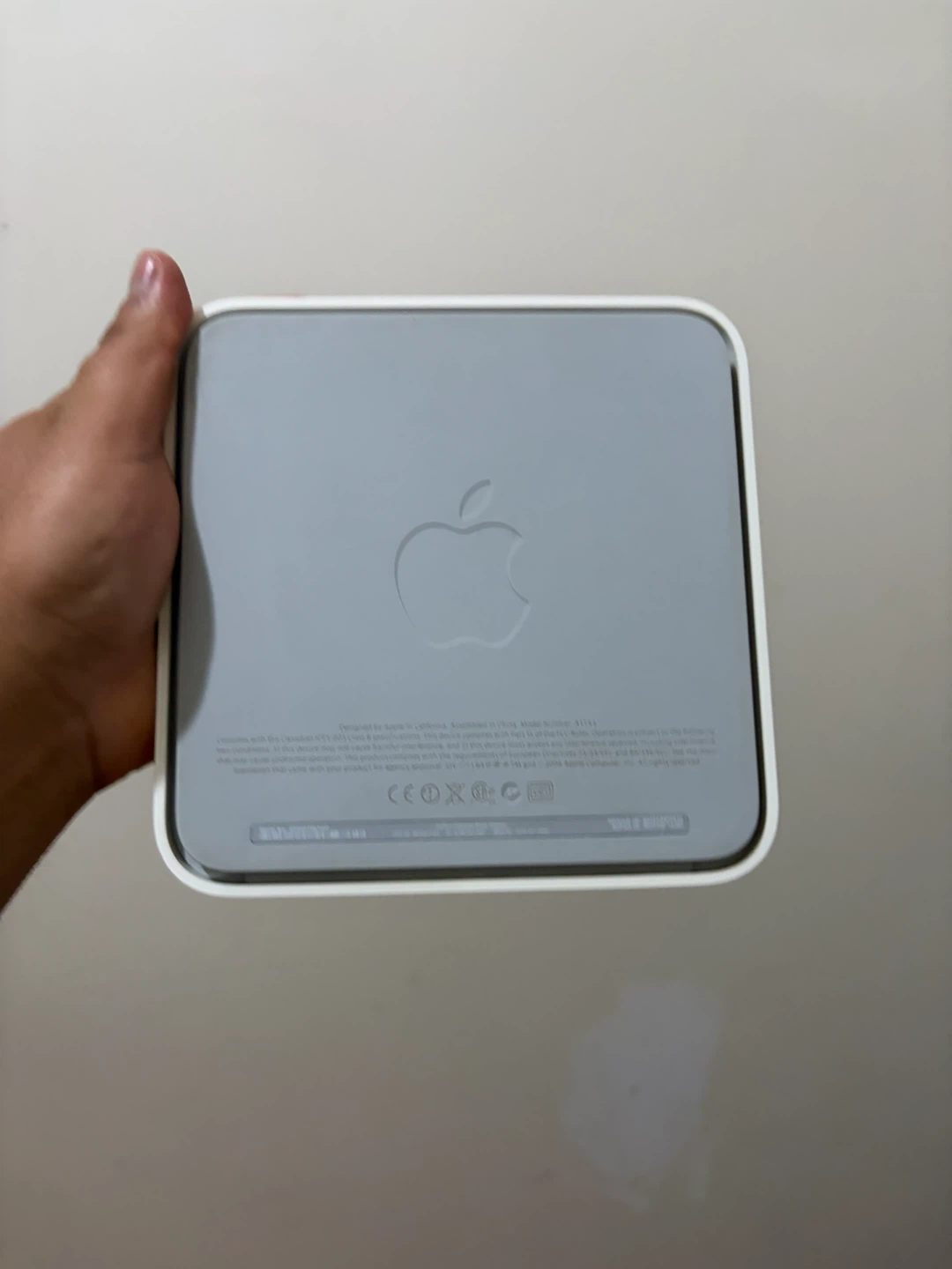Apple AirPort Extreme Base Station Model A1354 - photo 3