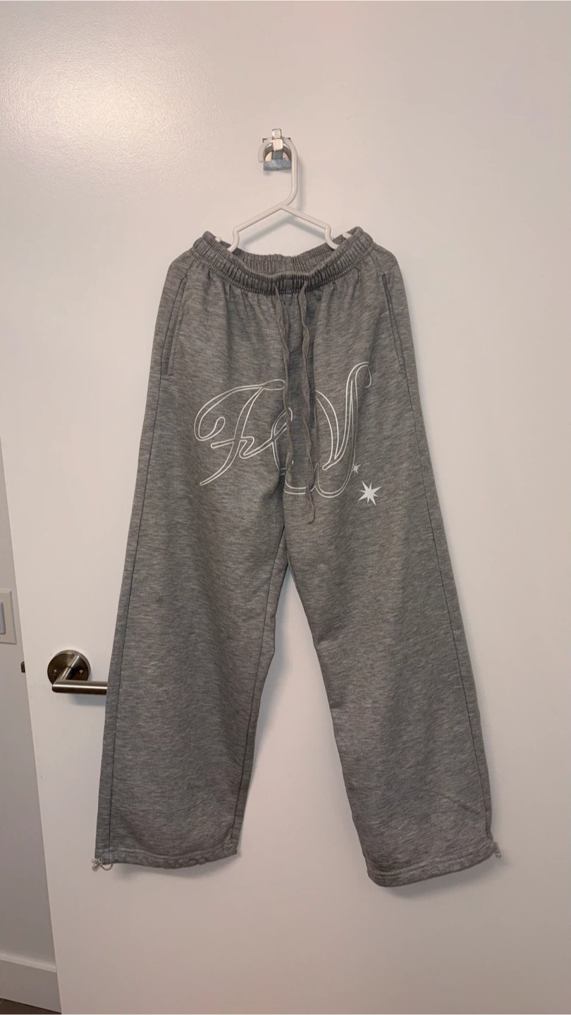 Y2K Angel Wings Grey Sweatpants — XS
