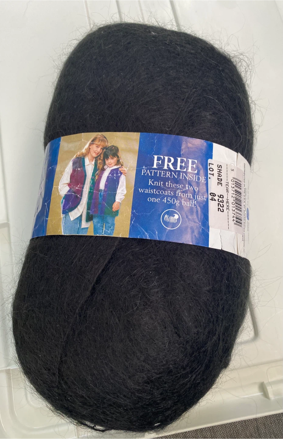 Huge 450g Patons Knit 'n Save Luxury Mohair Yarn Black - photo 2