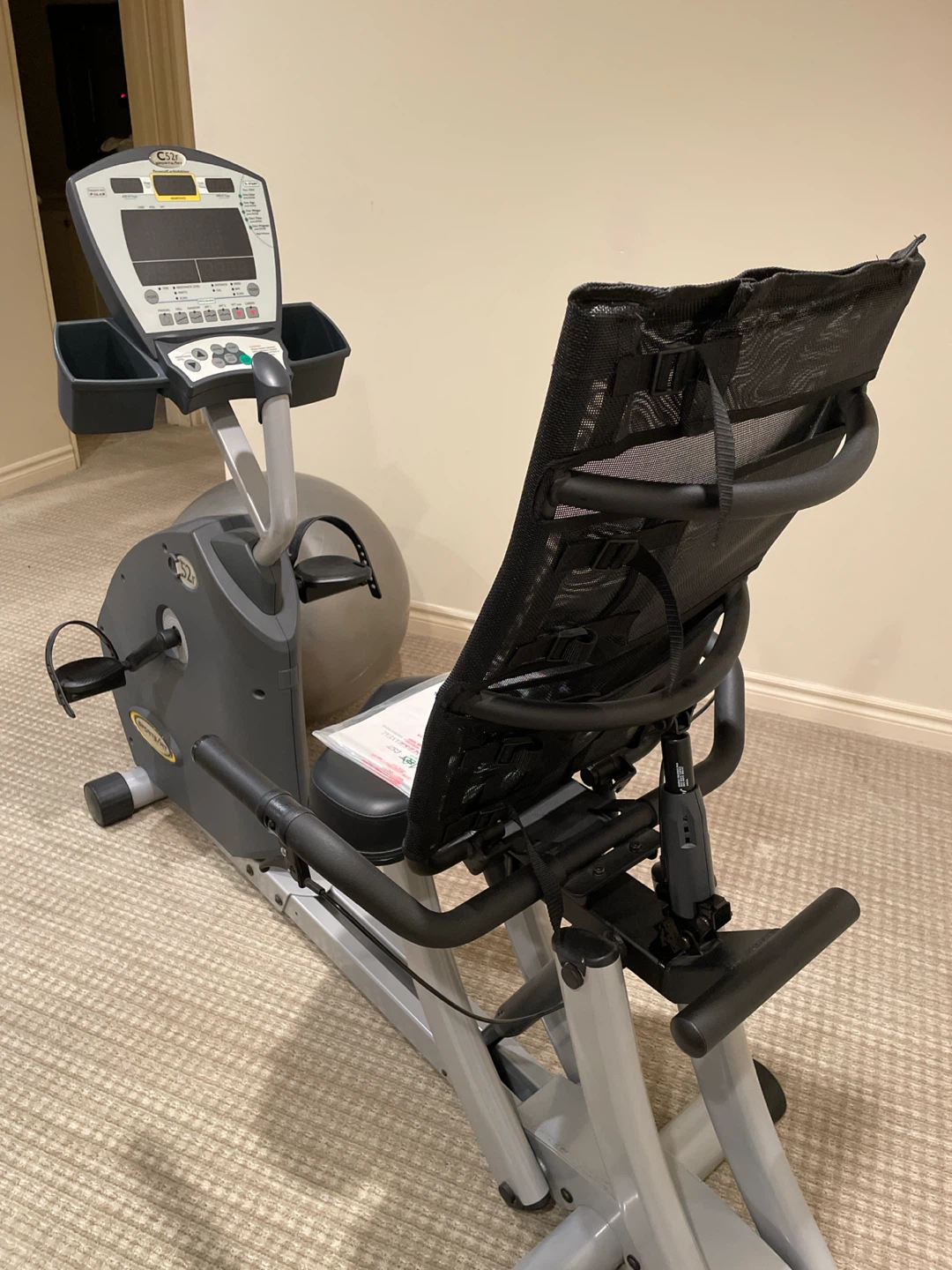 SportsArt C52r Recumbent Exercise Bike - photo 3