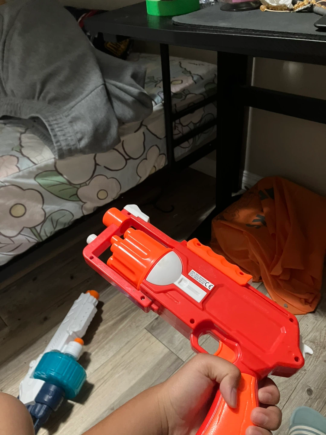 X-Shot and The Walking Dead Foam Dart Blasters - photo 2
