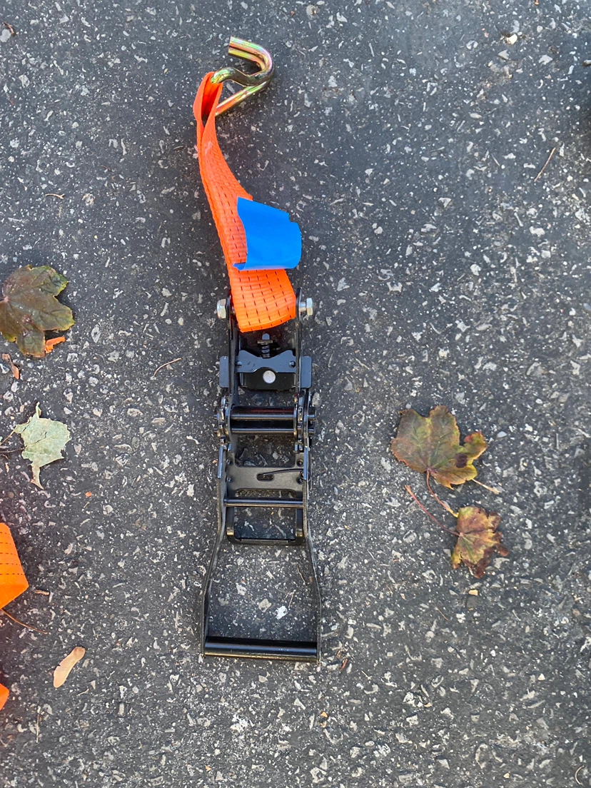 Heavy-duty ratchet straps - photo 3