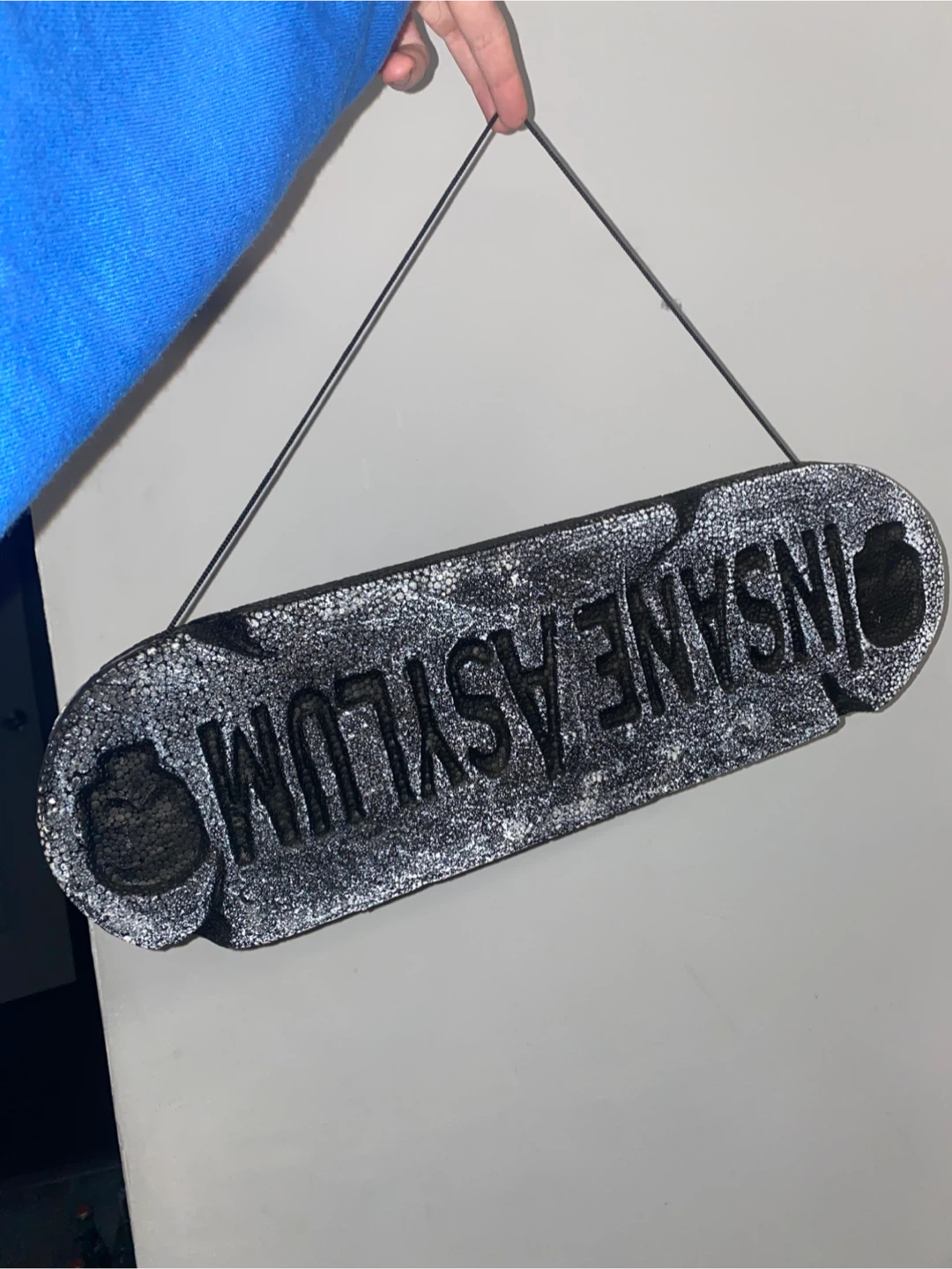 Halloween hanging decor sign