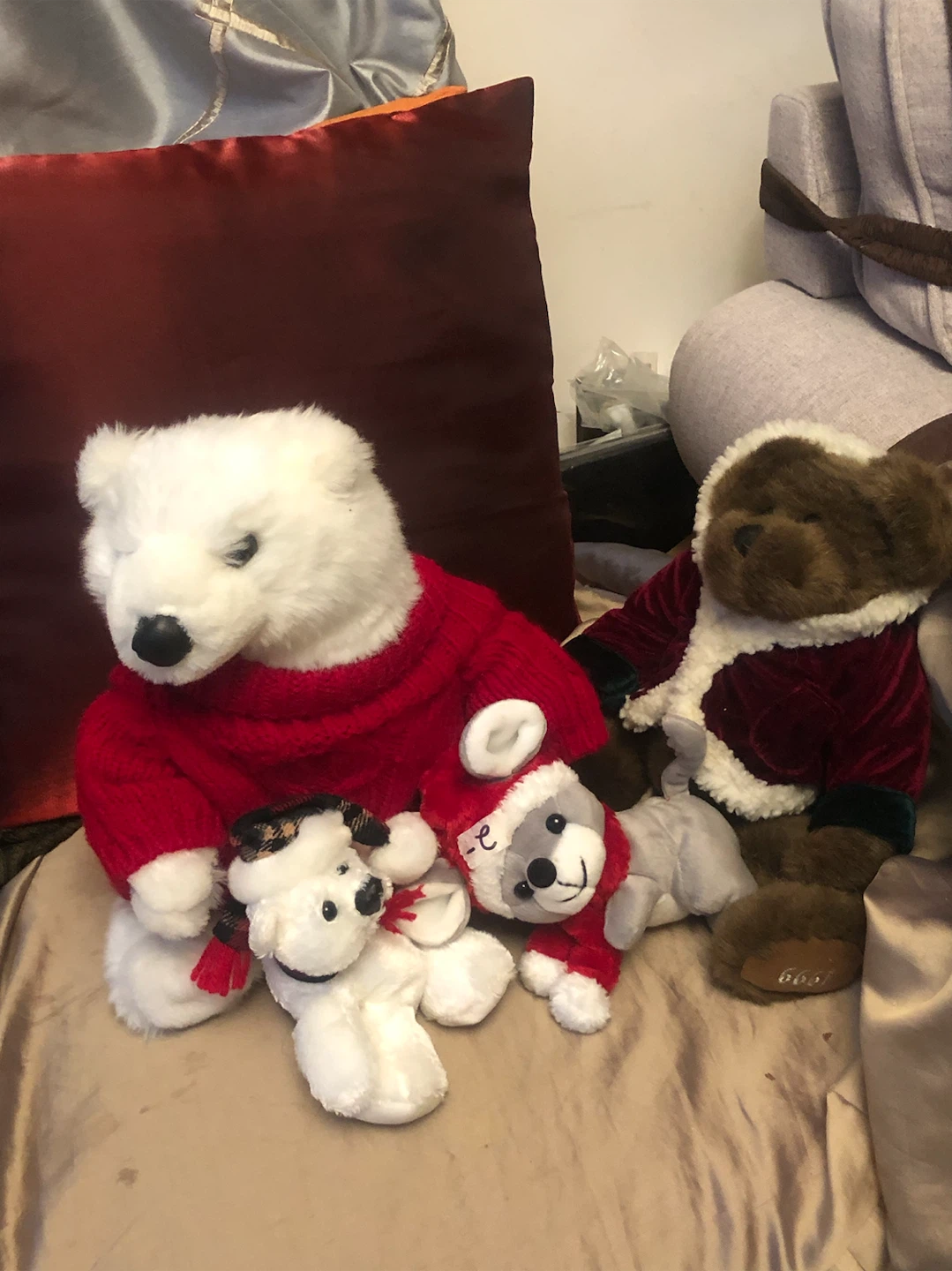 Set of 4 Holiday Plush Toys - photo 2